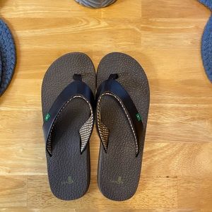 Sanuk flip flops